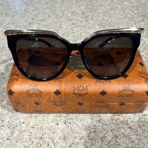 MCM Cat eye Sunglasses